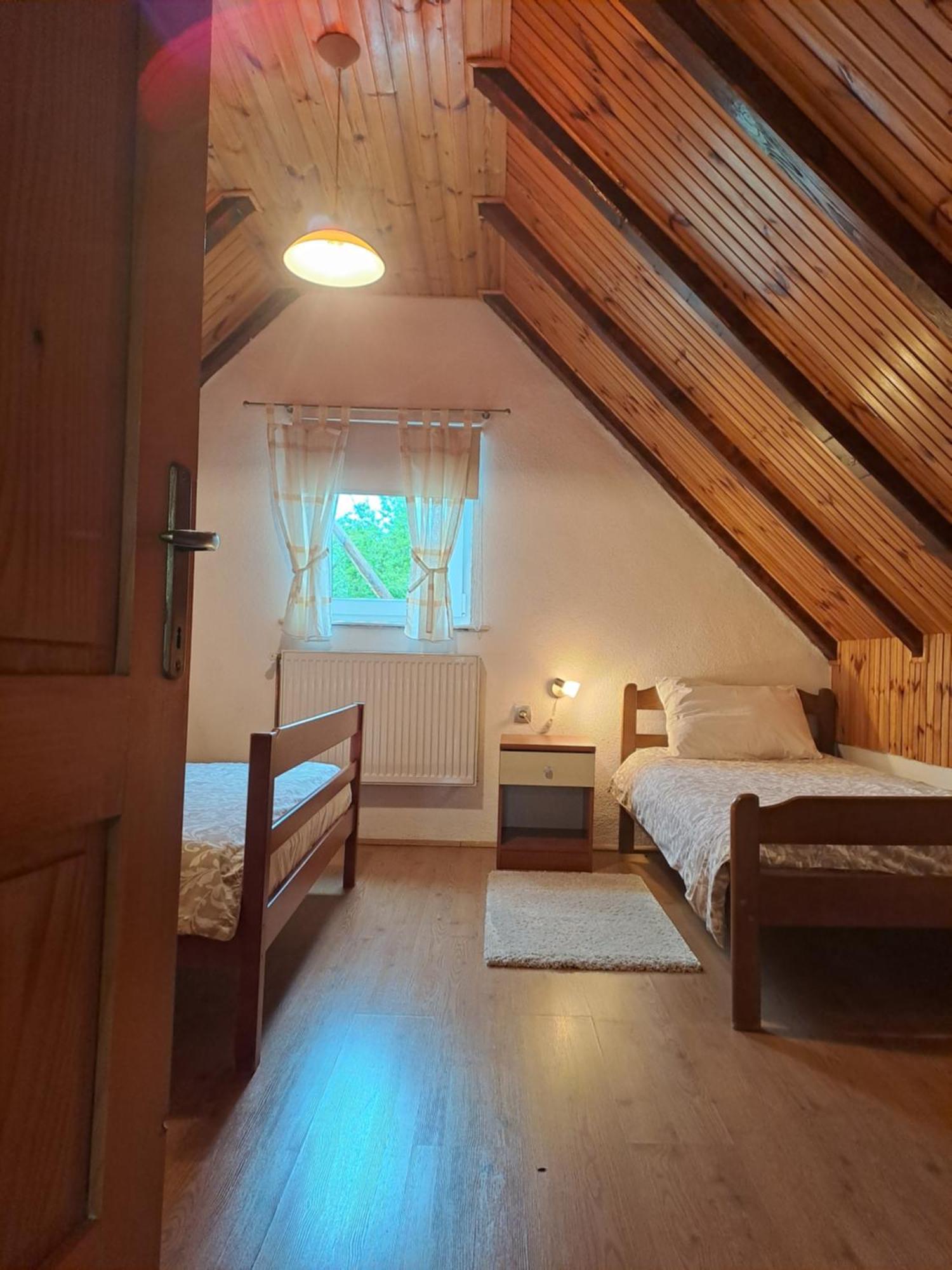Guesthouse Andrea Poljanak Luaran gambar